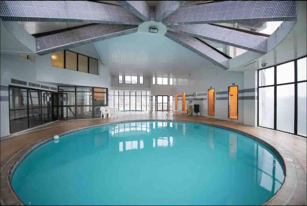 106 Com Bela Vista E Piscina Aquecida - By Hostyn Apartamento